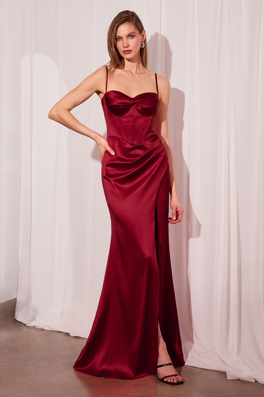 Amoris T608 Evening Gown with Sleek Silhouette
