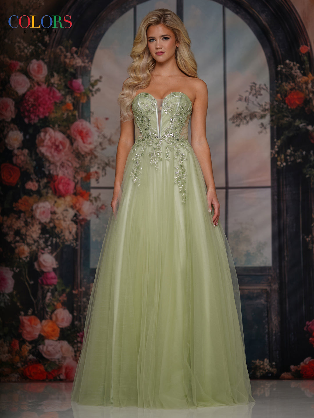 Colors Dress 3923 Plunging Sweetheart Neckline Evening Gown