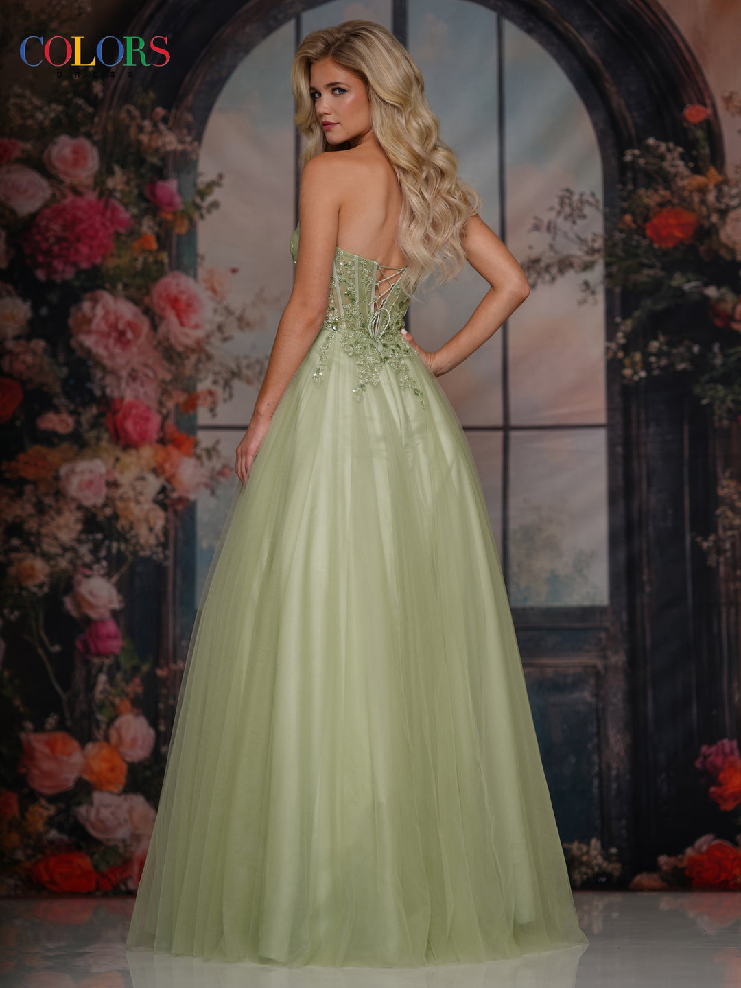 Colors Dress 3923 Plunging Sweetheart Neckline Evening Gown