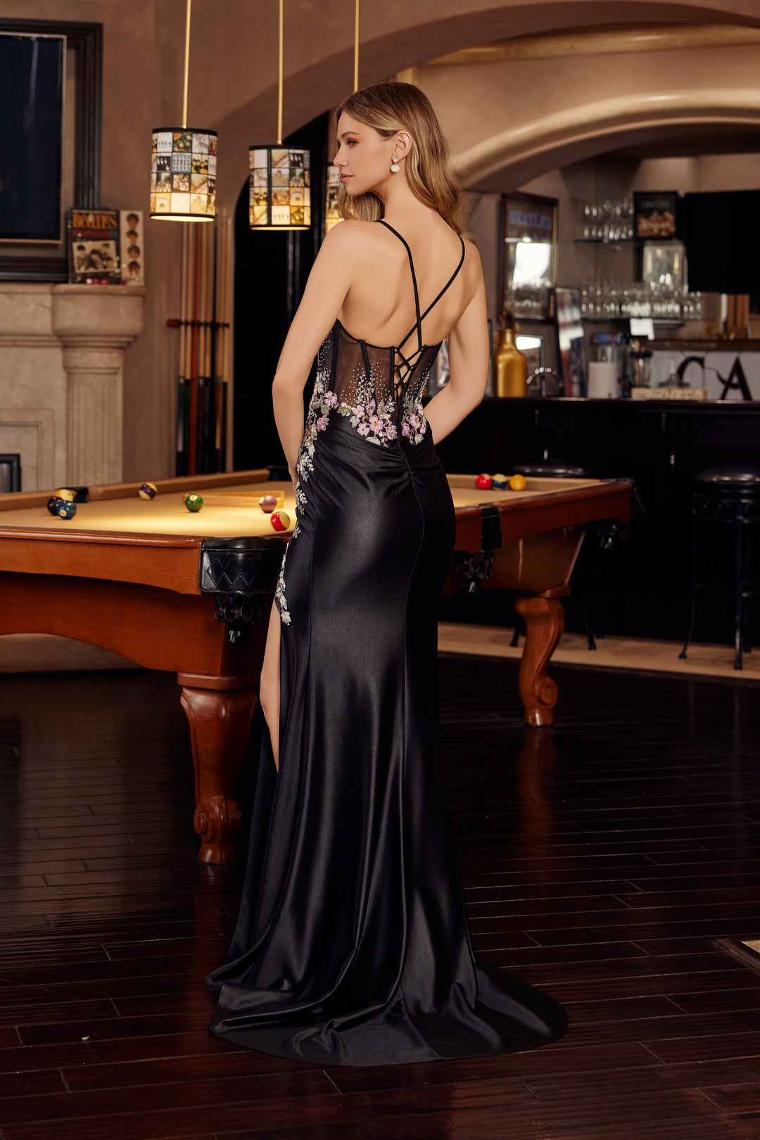 Nox Anabel G1789 prom dress with sweetheart neckline and high slit