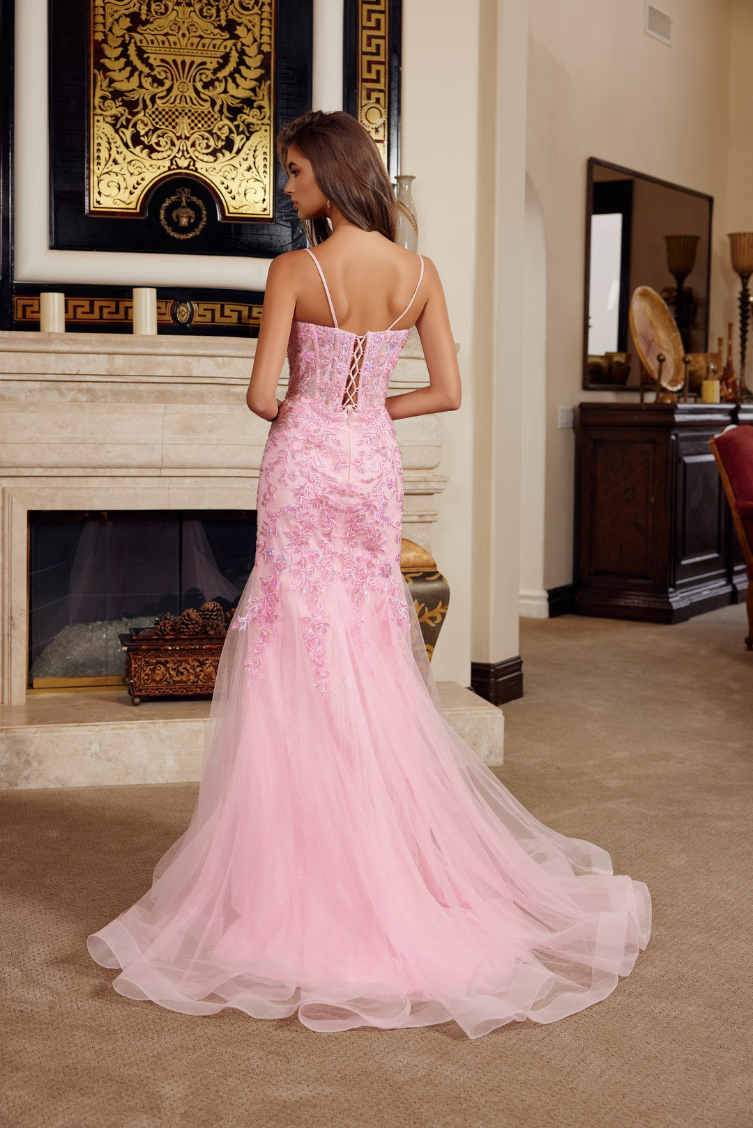 Nox Anabel H1874 trumpet prom dress with plunging sweetheart neckline