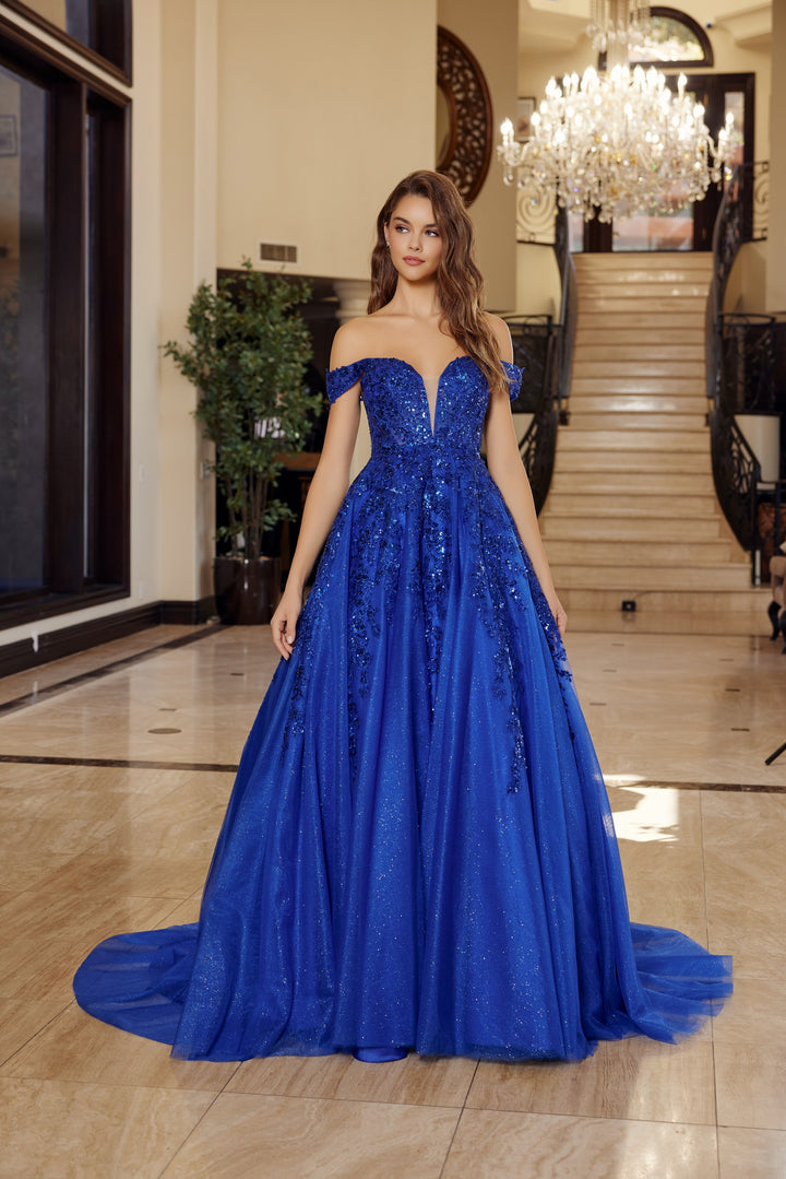 Nox Anabel H1881 prom dress with plunging v neckline and court train