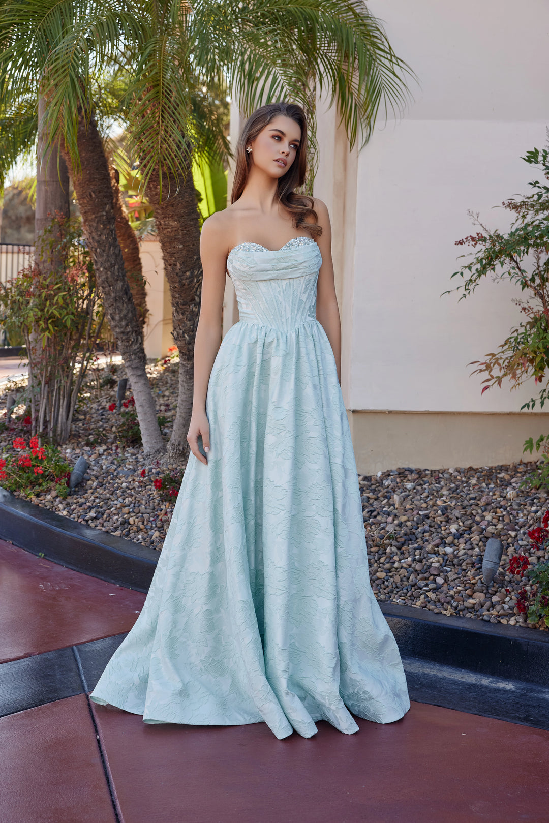 Nox Anabel T1912 long prom dress with sweetheart neckline