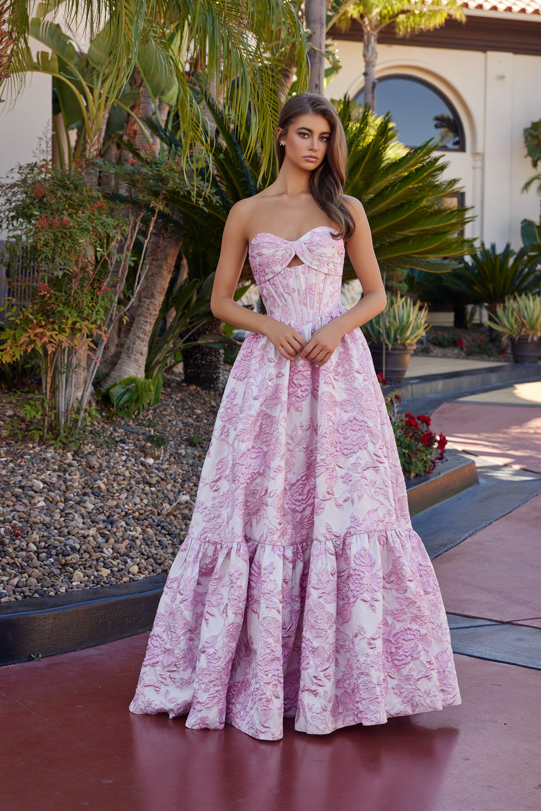 Nox Anabel T1923 prom dress prom dress with semi-sweetheart neckline