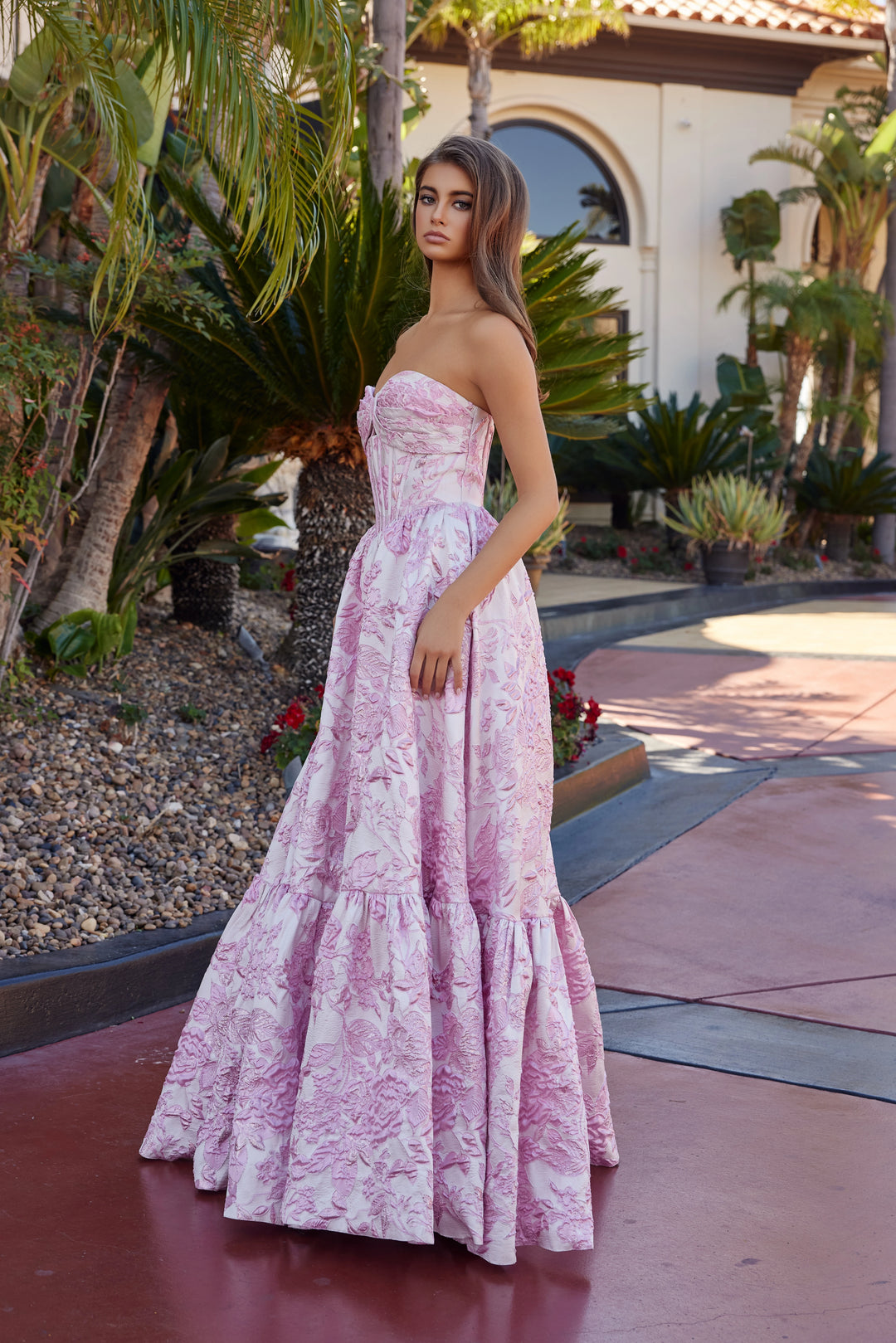 Nox Anabel T1923 prom dress prom dress with semi-sweetheart neckline