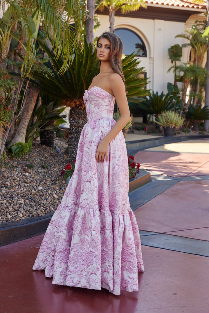 Nox Anabel T1923 prom dress prom dress with semi-sweetheart neckline