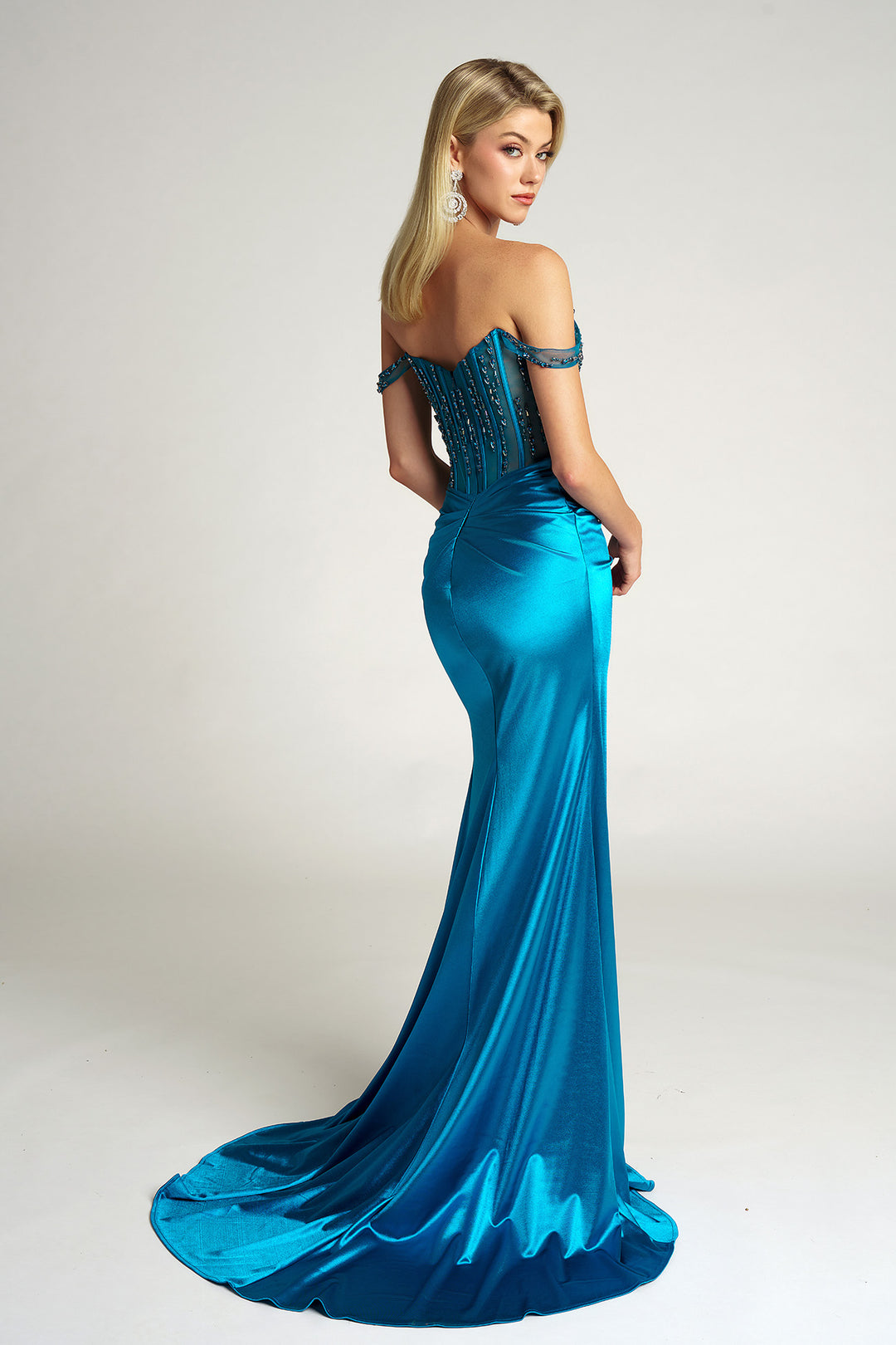 Portia & Scarlett PS26046 Evening Gown Fitted Silhouette
