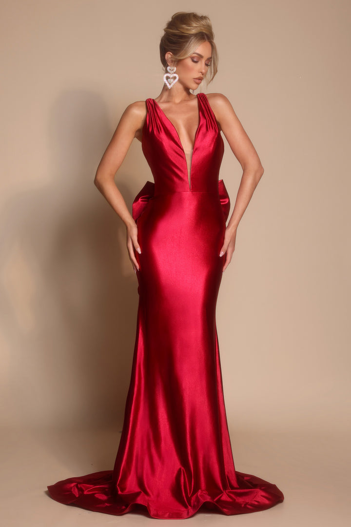 Portia & Scarlett XO095 Plunging V-Neck Evening Gown